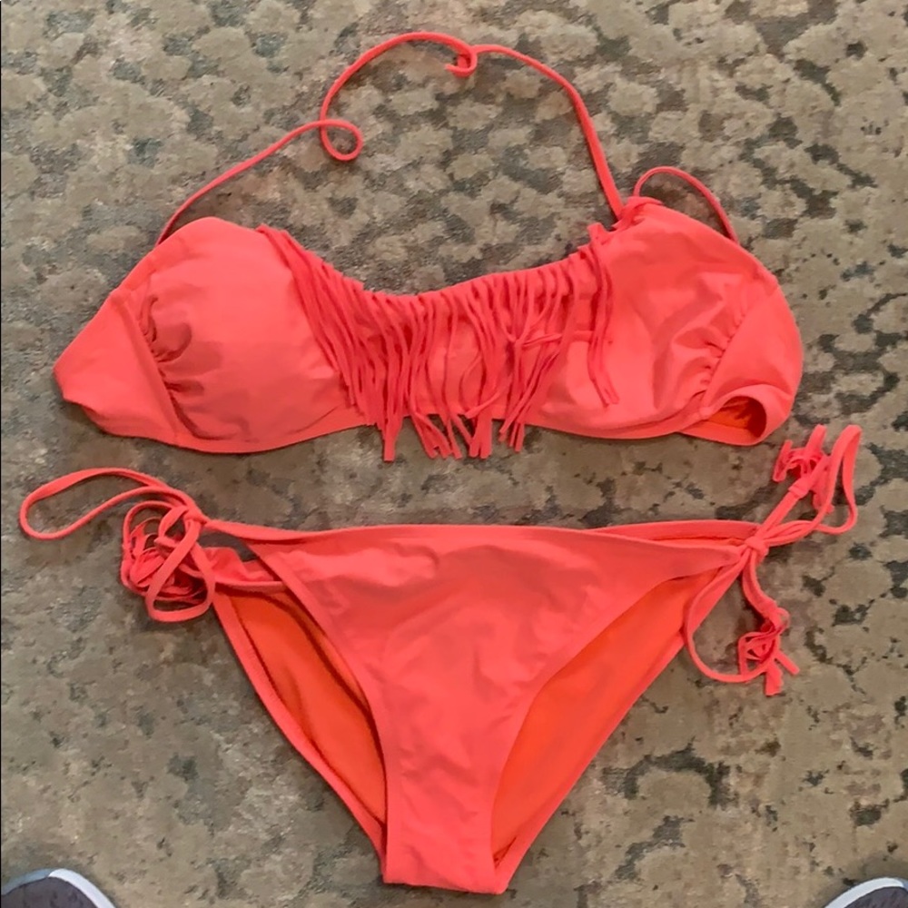 Bathing suit